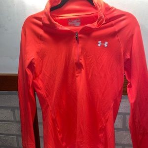 under armor lightweight top